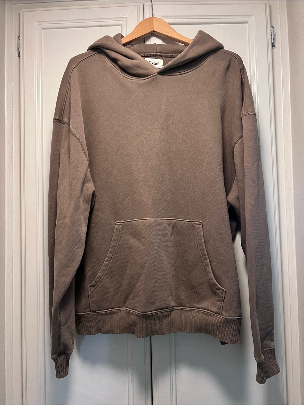 Elwood Core Hoodie Sweater Brown Organic Cotton Comfy Casual Travel Size Medium - Picture 3 of 8